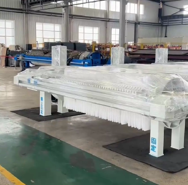 日用陶瓷廠用高壓圓板自動(dòng)壓濾機(jī)視頻